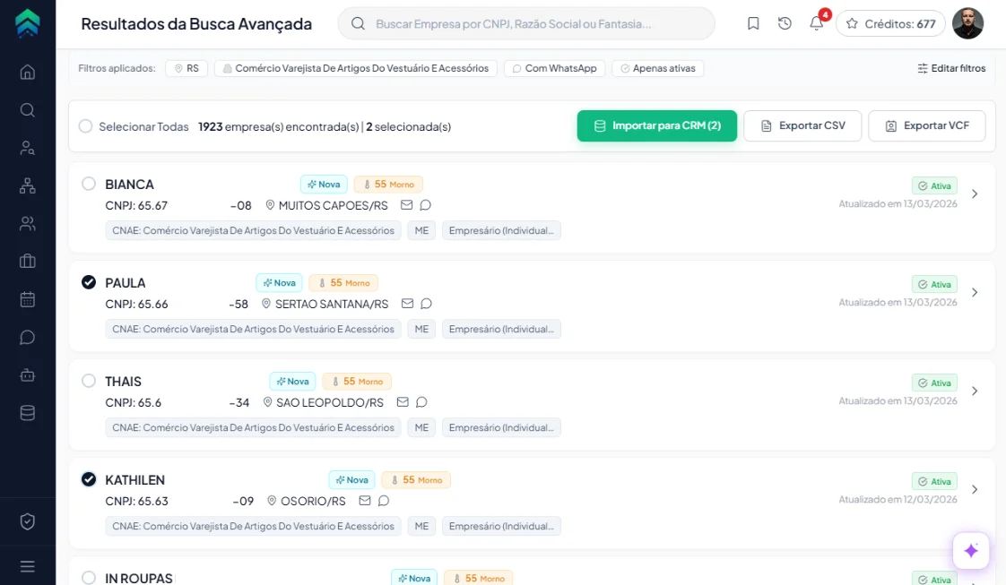 Resultados da busca de leads B2B na LeadCNPJ — filtros de ICP aplicados, empresas com score e CNAE, seleção em massa para importar ao CRM.